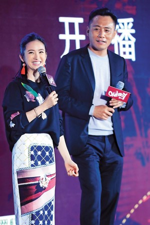 雙金攜手主演,金鐘影后林依晨(左)和金馬影帝劉燁合作的《老男孩》夯成討論話題,流量刷新愛奇藝台灣站紀錄,這齣戲刻畫父子情深,城市中滿滿的人情味,勾出觀眾心底的暖意。(東方IC)