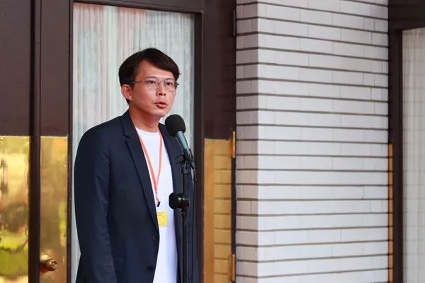 ▲▼立法院民眾黨團總召黃國昌受訪。(圖/民眾黨提供)