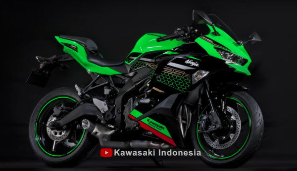 ▲新待轉區王者！Kawasaki Ninja ZX-25R「4缸250重機」亮相。（圖／翻攝自Youtube／Kawasaki Indonesia）