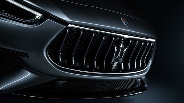 ▲Maserati Ghibli Hybrid亮相。（圖／翻攝自Maserati）