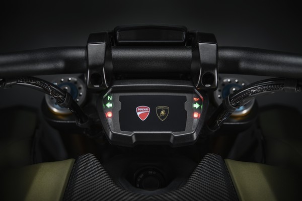 ▲Ducati推出限量630台的Diavel 1260 Lamborghin。（圖／翻攝自Ducati）