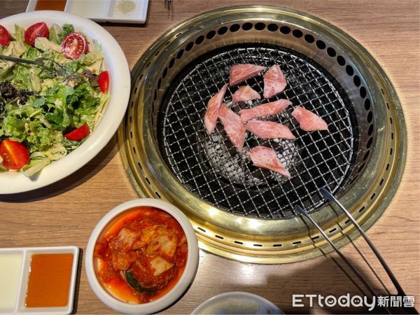▲▼內用,燒肉,烤肉,屋馬燒肉。（圖／記者許宥孺攝）