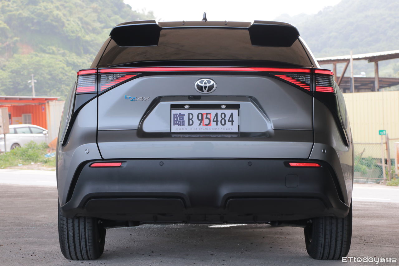 ▲TOYOTA「電動休旅bZ4X」台灣開賣。（圖／記者張慶輝攝）