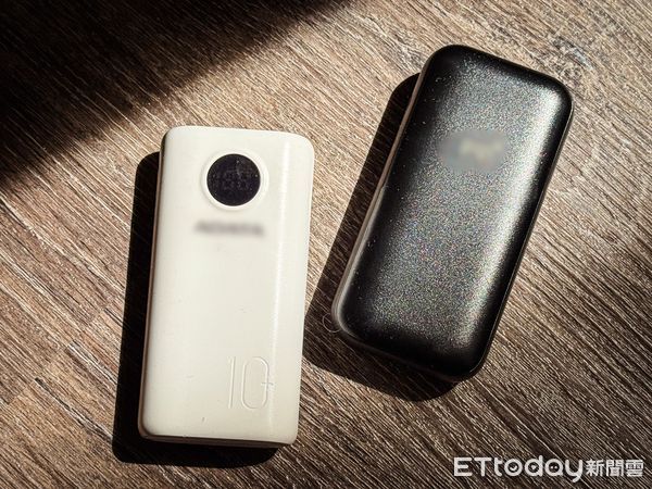 ▲行動電源,電池,充電寶。（圖／記者蔡玟君攝）