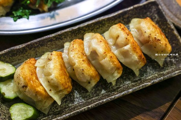 ▲▼雙連站宵夜推薦「福餃FUKGYO」，必吃鐵鍋煎餃。（圖／部落客陳小可提供）