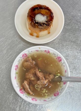 ▲▼斗南米糕甲。（圖／部落客小虎食夢網授權提供）