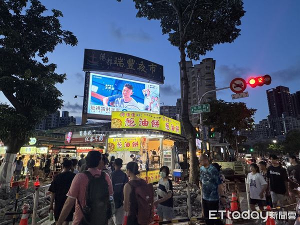 ▲瑞豐夜市,高雄瑞豐夜市,高雄景點,高雄夜市 。（圖／記者吳世龍攝）